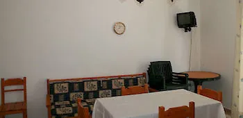 Hotel Douka