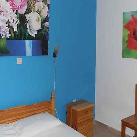 Hotel Douka