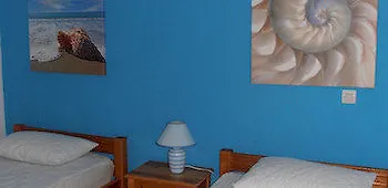 Hotel Douka 2*
