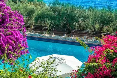 Douka Hotel
